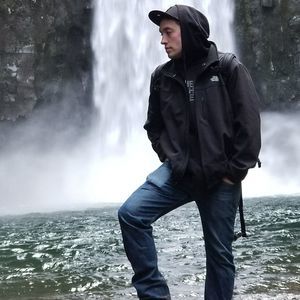 Meet your Posher, Brad