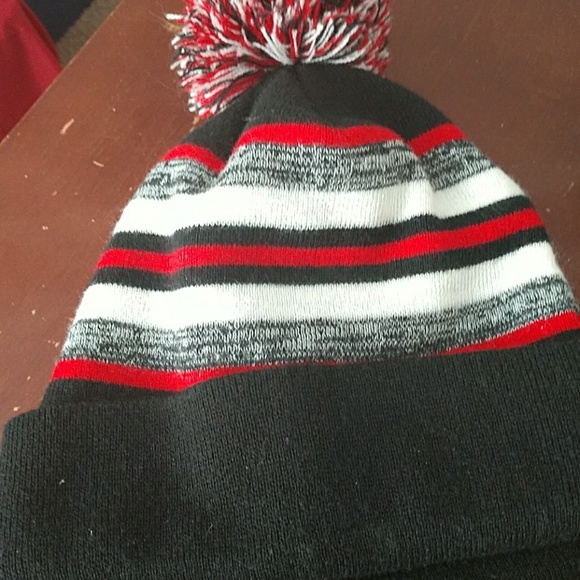 2 Hats - Picture 4 of 4