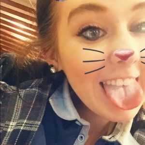 Meet your Posher, Reganne