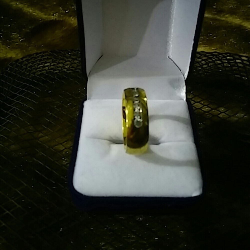 Mesmerizing 18kt Gp Titanium Ring - image 3