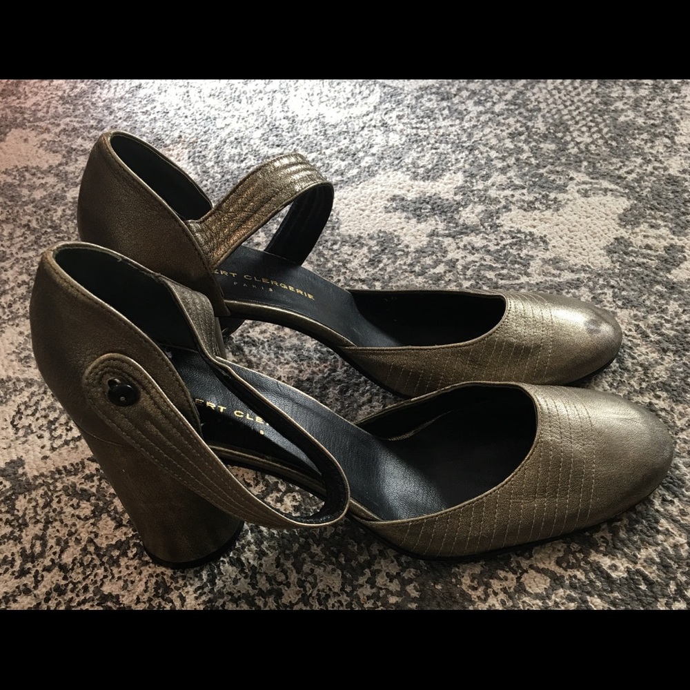 Robert Clergerie Paris Leather Round Heel Shoes