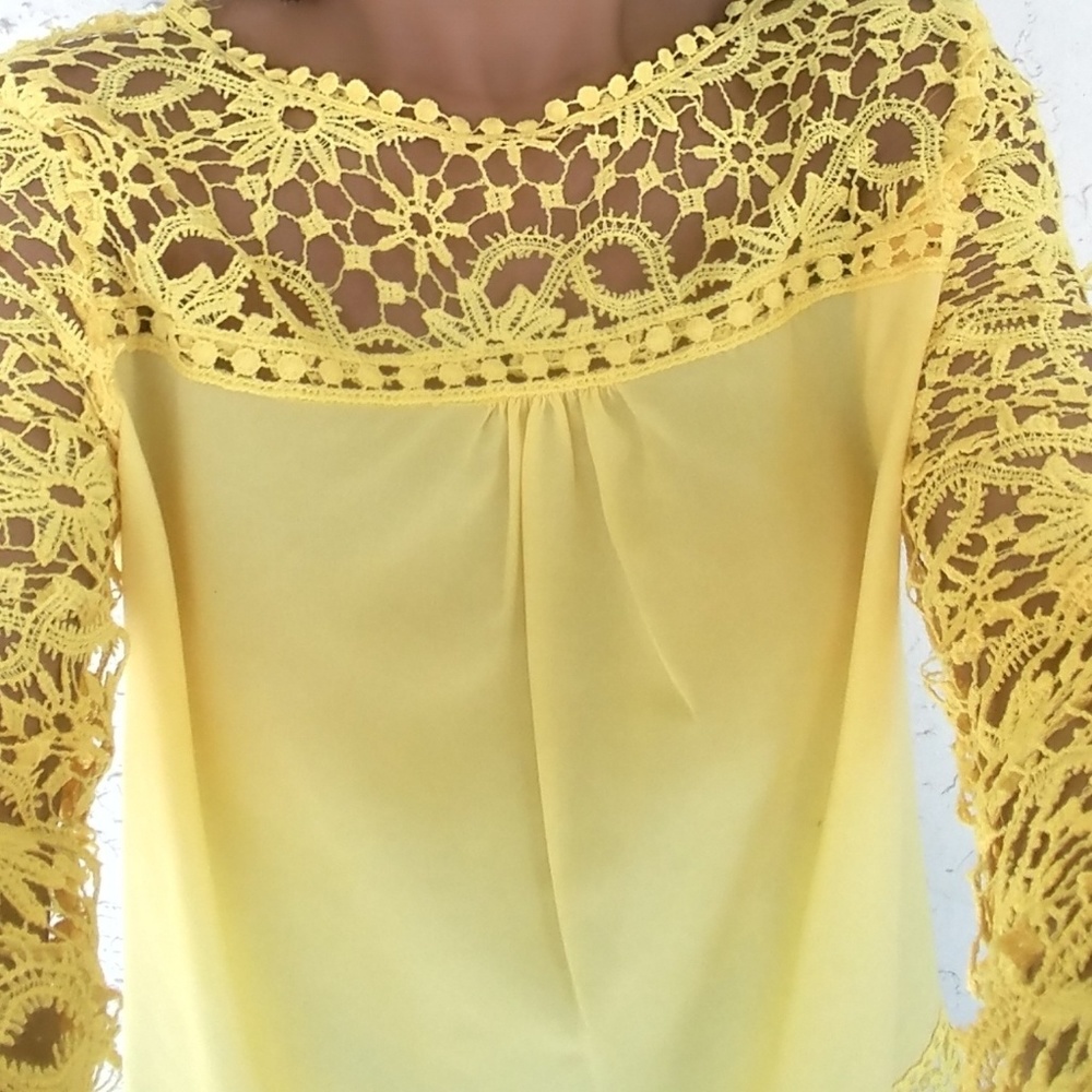 Long sleeve lace tunic