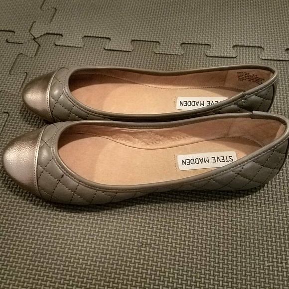 NEW Steve Madden Kradle Flats - Picture 3 of 5