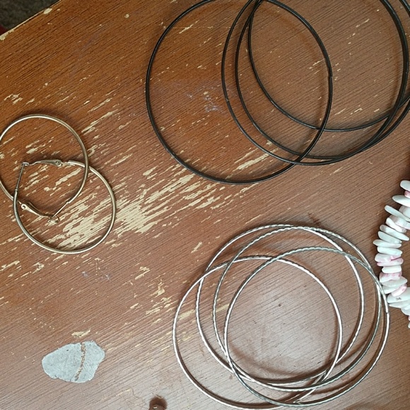 Jewelry - Picture 2 of 6