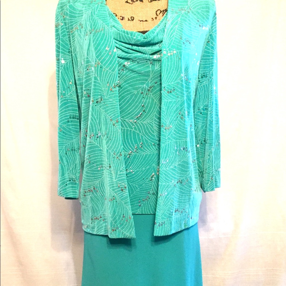 Alex Evening 3pc suit.