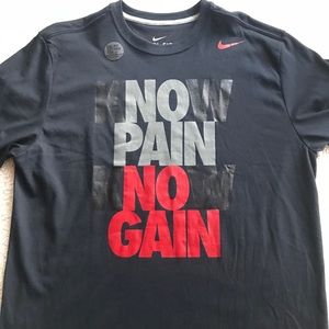 Nike men’s shirt