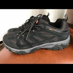 Merrel size 10.5