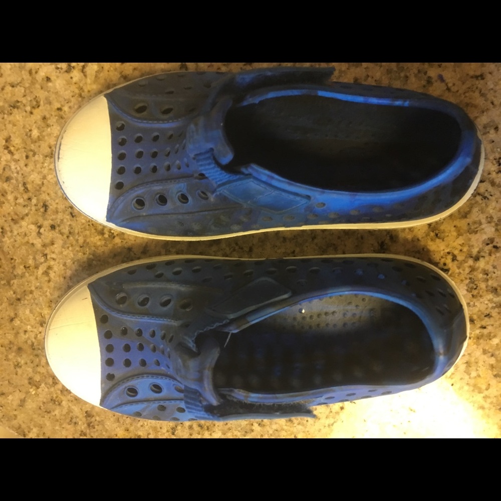 Skechers