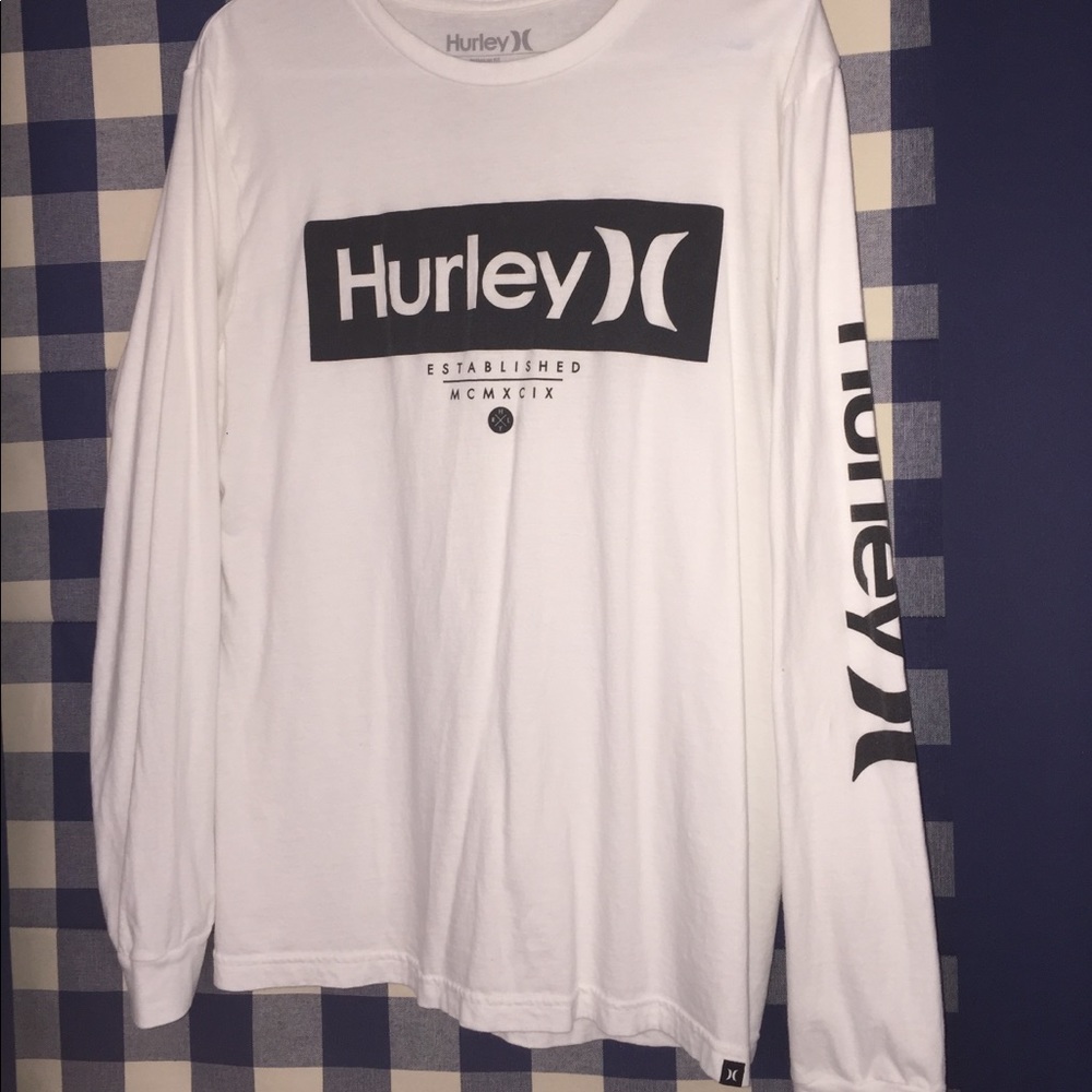LONG SLEEVE HURLEY TEE