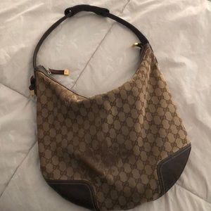 AUTHENTIC Gucci handbag
