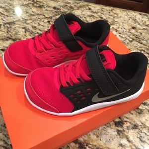 NIB Nike Shoes