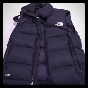 XS black north face puffer vest