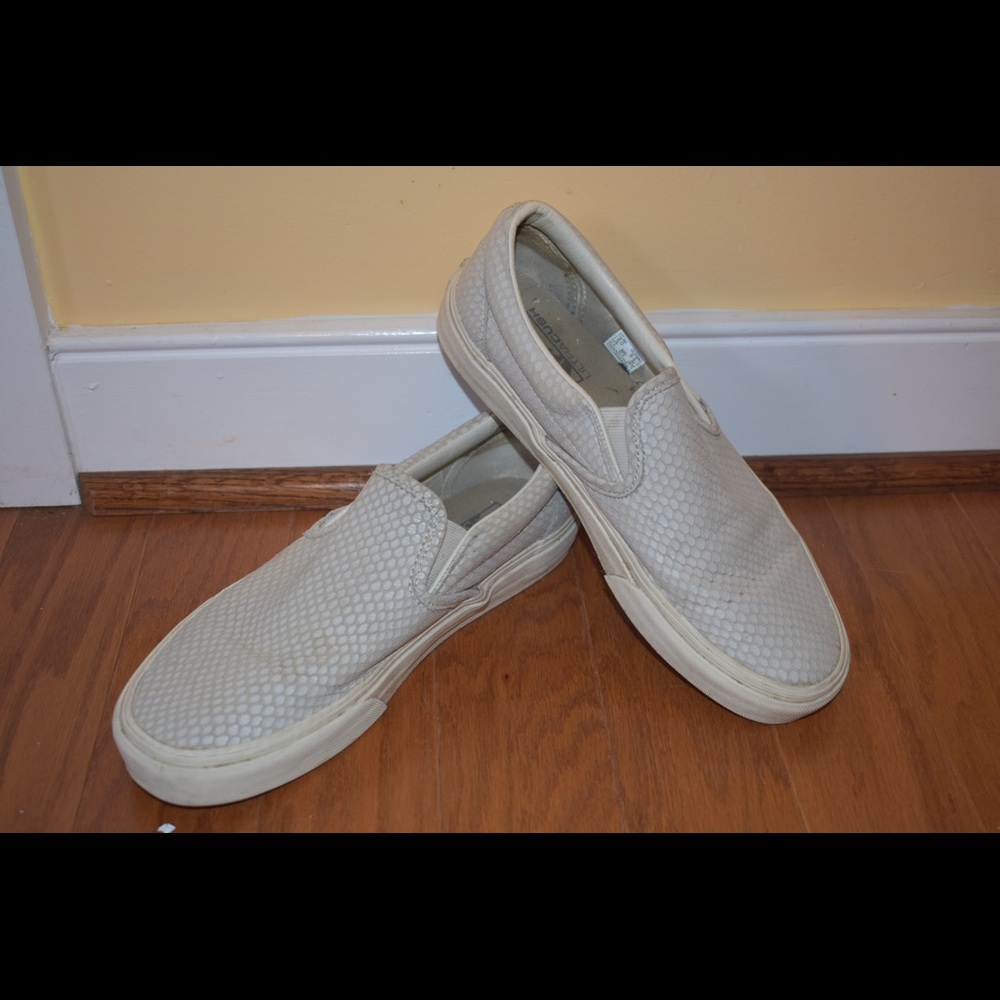 White textured suede slip-on Vans