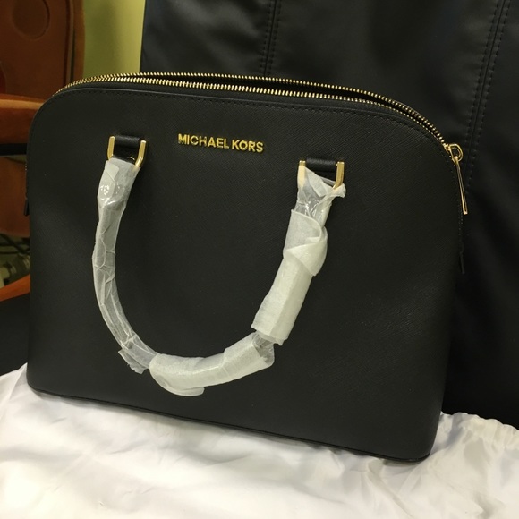 NWT Michael Kors Black Large Dome Satchel - Picture 2 of 7