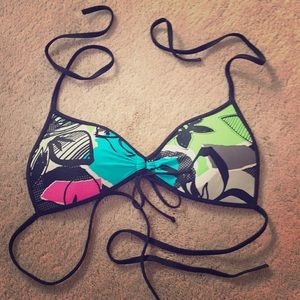 Body glove bathing suit top