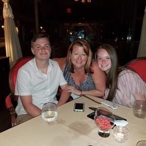 Meet your Posher, Wendy