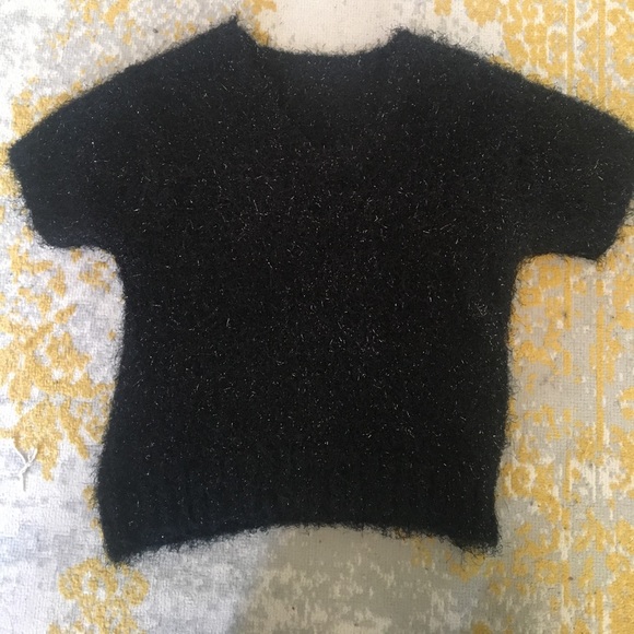 90s fuzzy top - Picture 2 of 4