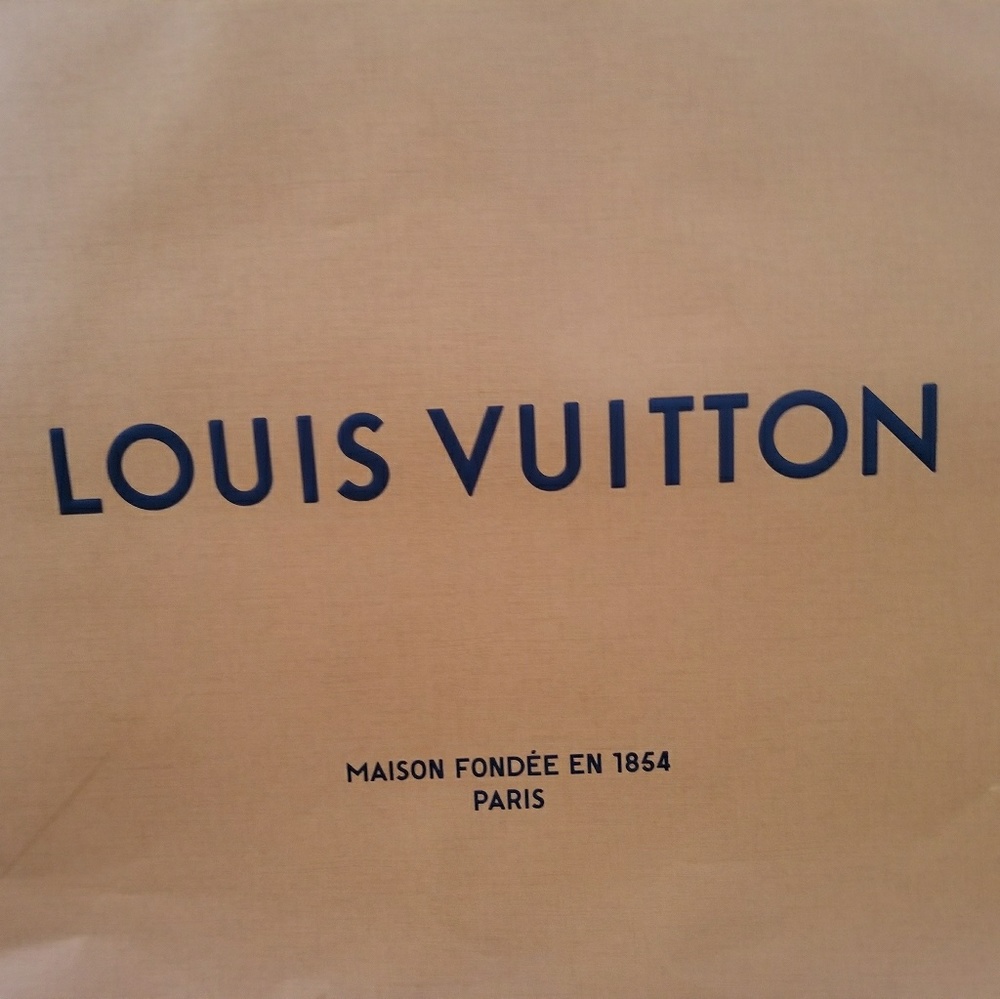 Louis vuitton box, dust cover and paper bag