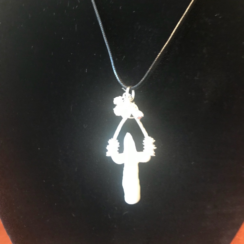 Hand made water pearl in one peaces