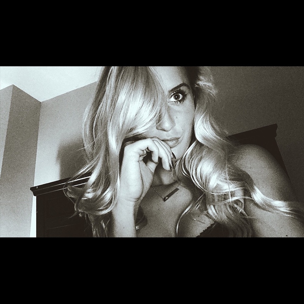 Meet your Posher, Tory