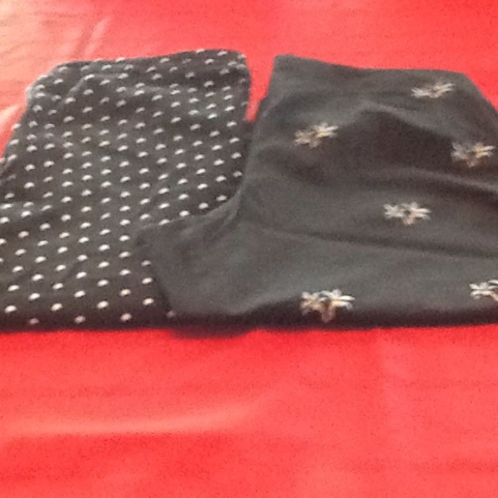 WOMAN 's CAPRIS PANTS