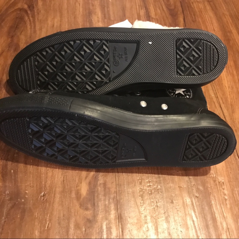 Converse - Picture 3 of 3