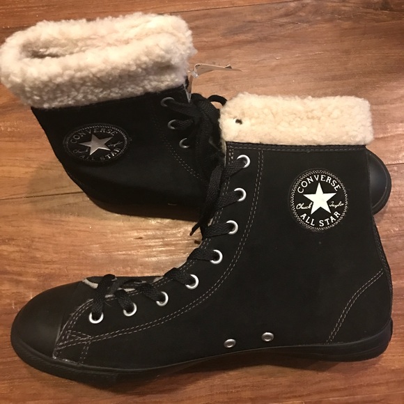 Converse - Picture 2 of 3