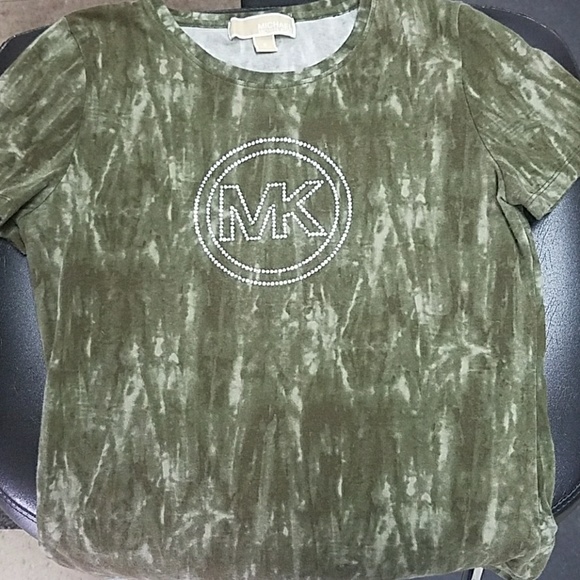 michael kors t shirt olive