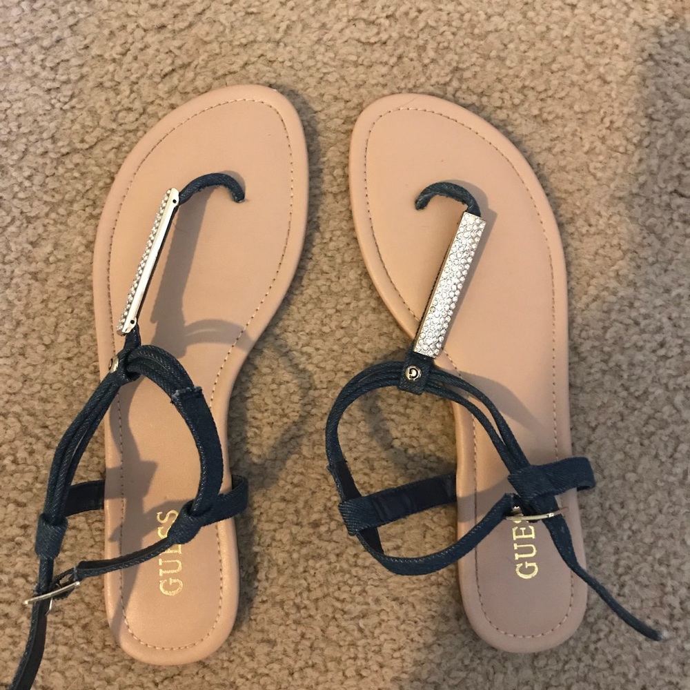 ❤️Guess shoes!