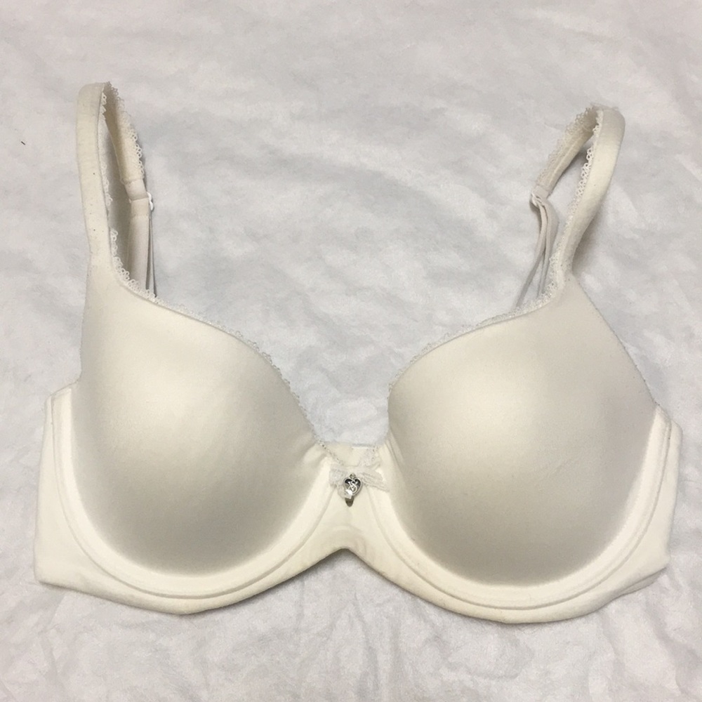 Body By Victoria Secret Lined Demi Bra