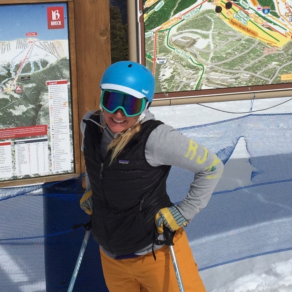 Meet your Posher, Jena