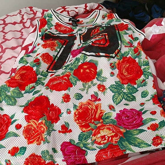 Shirt - Picture 1 of 3