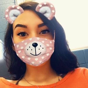 Meet your Posher, Skylar