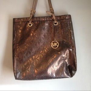 Large Michael Kors shoulder bag