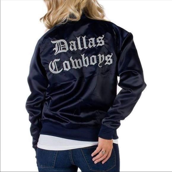 ISO this jacket!! - Picture 2 of 2