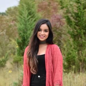 Meet your Posher, Aisha