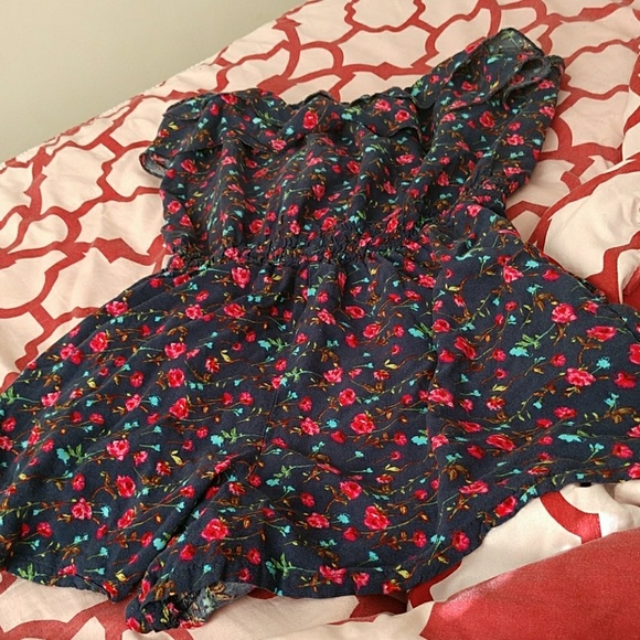 Romper - Picture 1 of 2
