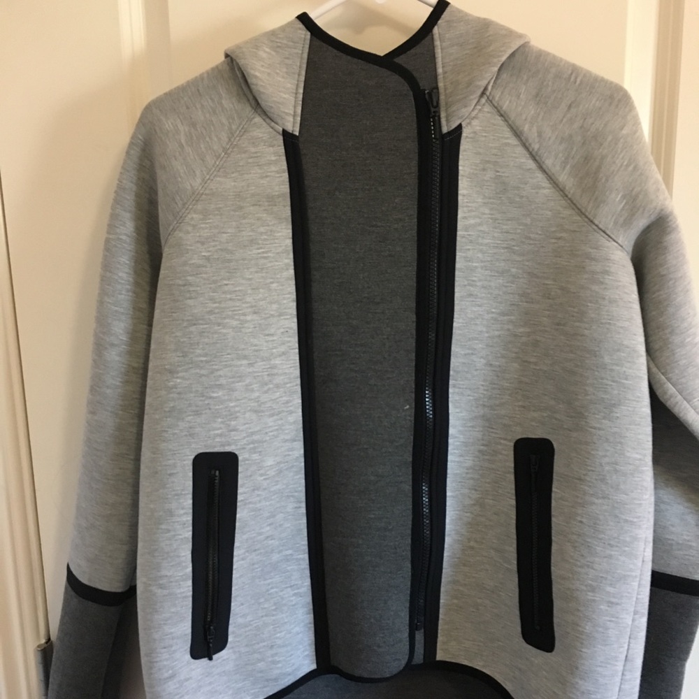 Elie Tahari Sport zip up front hoodie