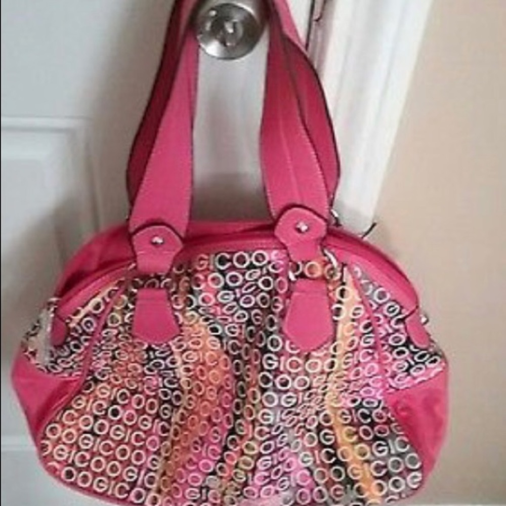 Echo Red Shoulder bag