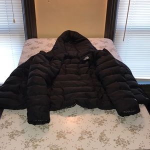 Women’s North Face Hooded 550 Down Jacket