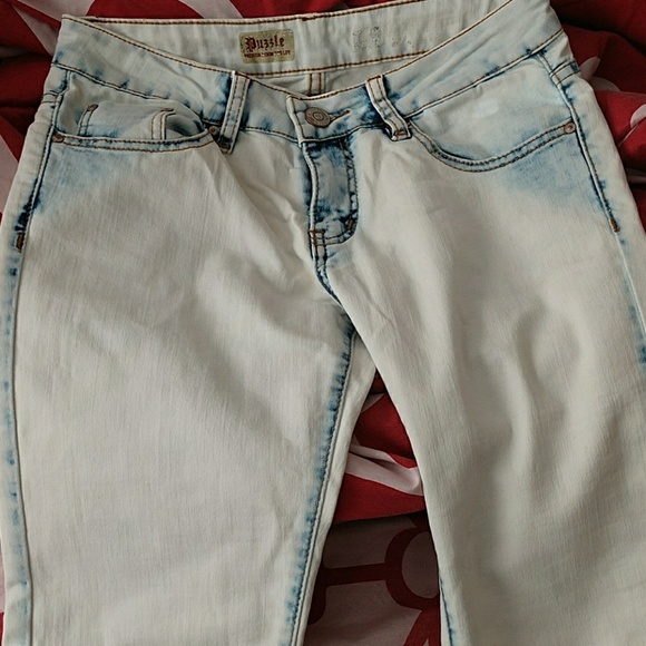 Jeans - Picture 1 of 5