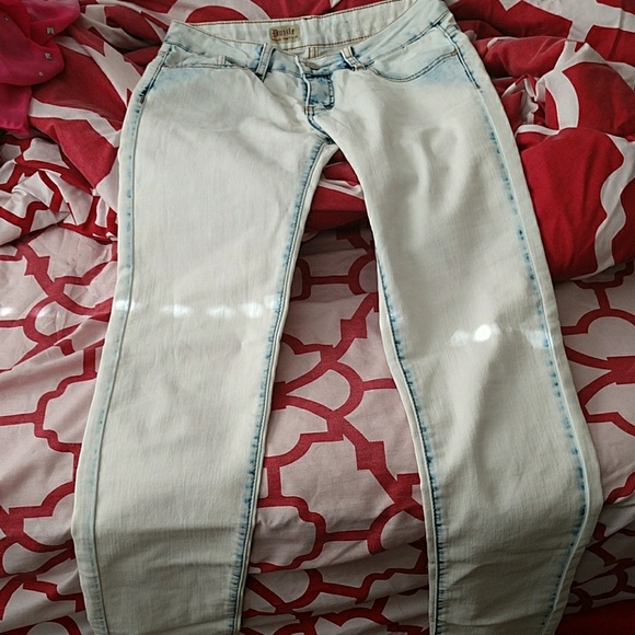 Jeans - Picture 2 of 5