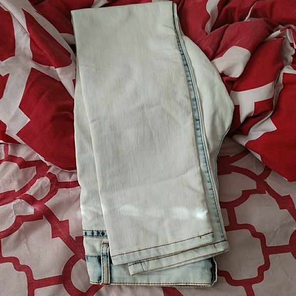 Jeans - Picture 5 of 5