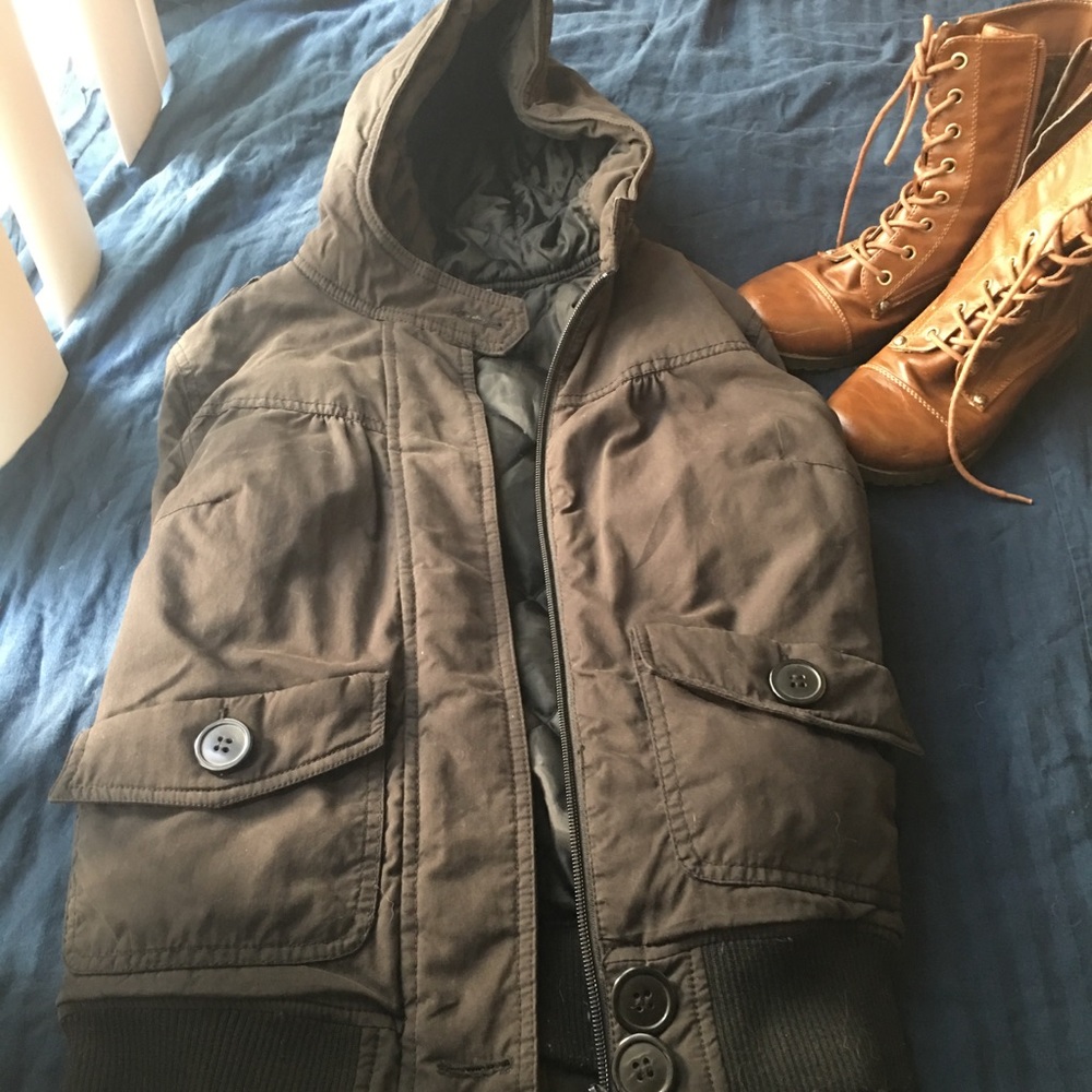 H&M Black Puffer jacket in size S