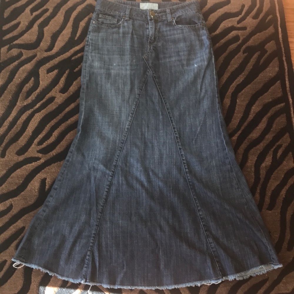 Maurice’s long denim skirt size 1/2
