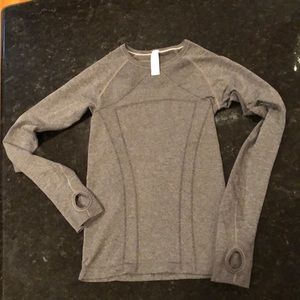 Ivivva gray long sleeve shirt