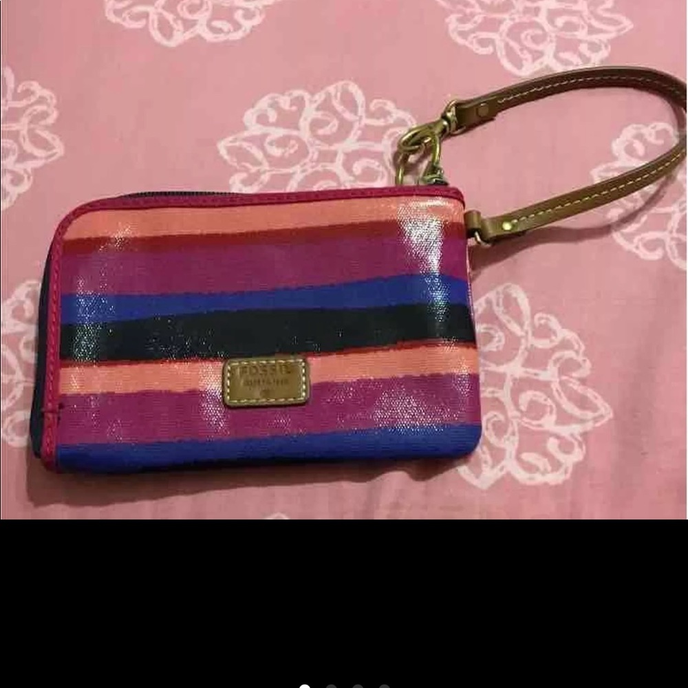 Fossil wristlet