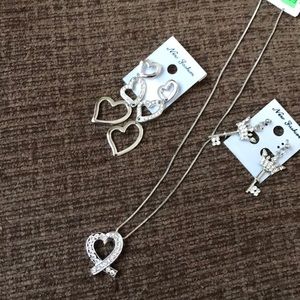 Necklace and earrings🔴