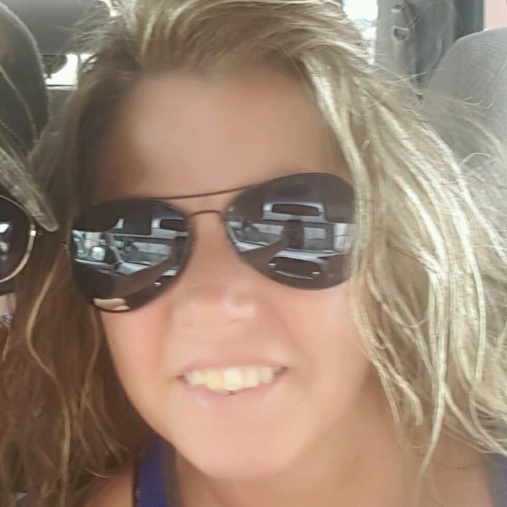 Meet your Posher, Cindy