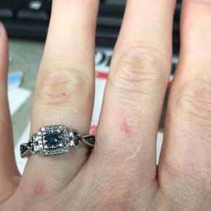 Diamond ring